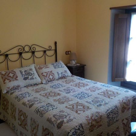 Apartamentos Rurales La Husteriza Ruenes Luaran gambar