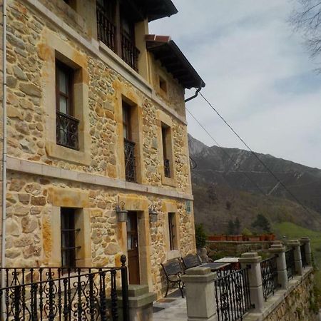 Apartamentos Rurales La Husteriza Ruenes Luaran gambar