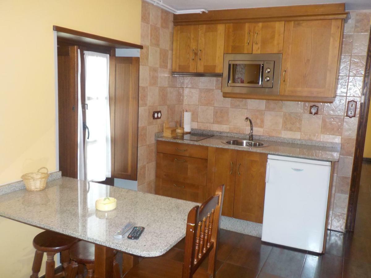 Apartamentos Rurales La Husteriza Ruenes Luaran gambar
