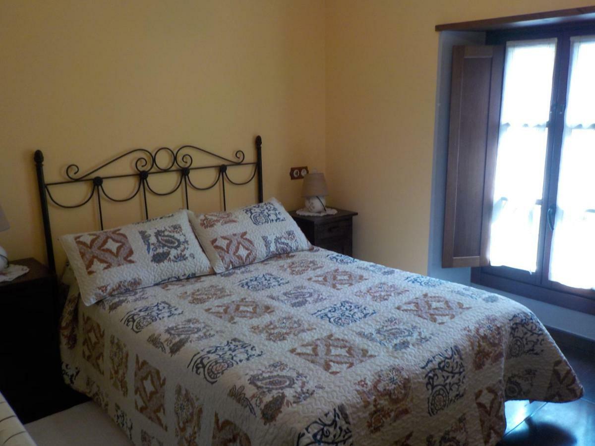 Apartamentos Rurales La Husteriza Ruenes Luaran gambar