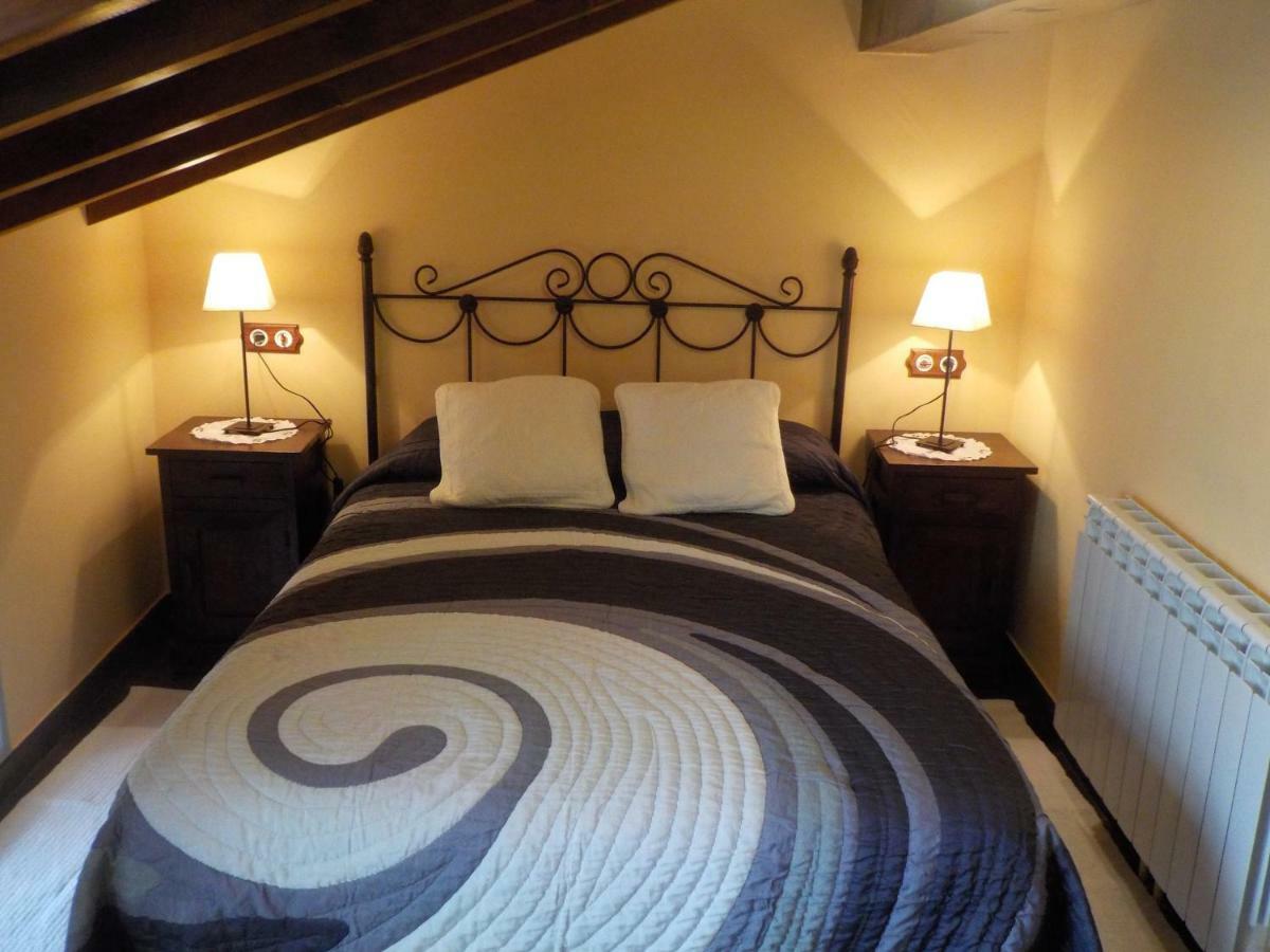 Apartamentos Rurales La Husteriza Ruenes Luaran gambar